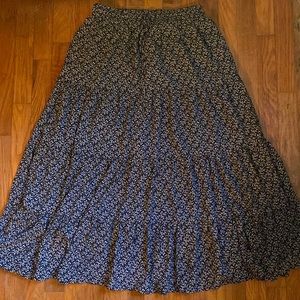 black tiered skirt